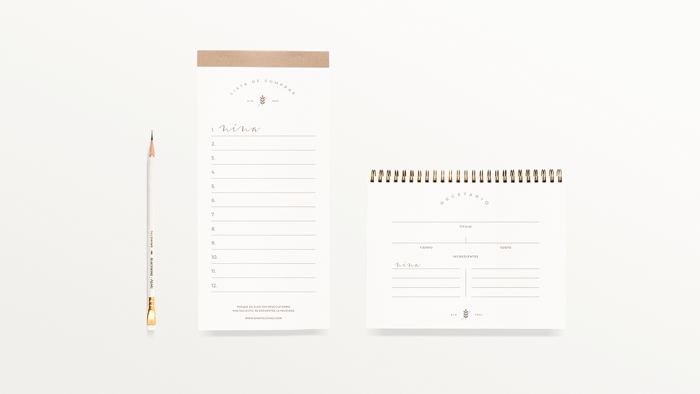 金色（香草）、巧克力色（可可和巧克力）和檸檬姜系列餅干食品包裝設(shè)計